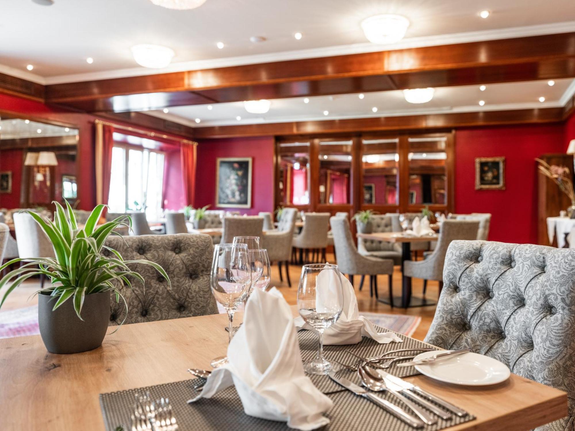 Imlauer Hotel Schloss Pichlarn Aigen im Ennstal Buitenkant foto Restaurant